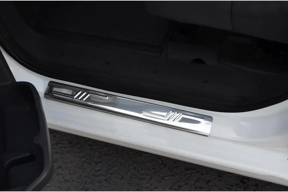 Peugeot Expert 2007-2016 Einstiegsleisten Edelstahl (Omsa, 2 Stk.) Image
