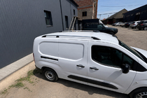 Citroen Berlingo/Multispace 2018- Dachreling Chrom (türkisches Design) Lang, Metallfüße Foto 1