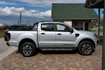 Ford Ranger 2011–2022 OEM Dachreling schwarz (ABS-Kunststoff, Montage zum Kleben) Foto 2