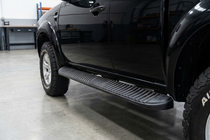 Mazda BT-50 2007-2012 Seitenschweller Tayga Black (2 Stk., Aluminium) Foto 1