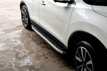 Nissan X-trail T32/Rogue 2014-2021 Trittbretter BlackLine (2 Stk, Aluminium) Foto 1