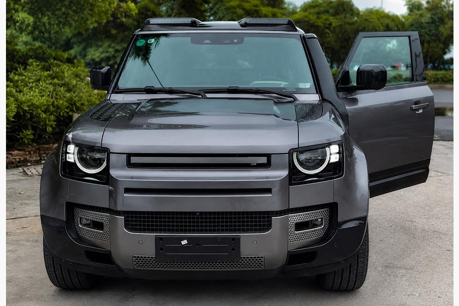 Land Rover Defender 2019- Sonnenblende für Frontscheibe mit 2 LED Image