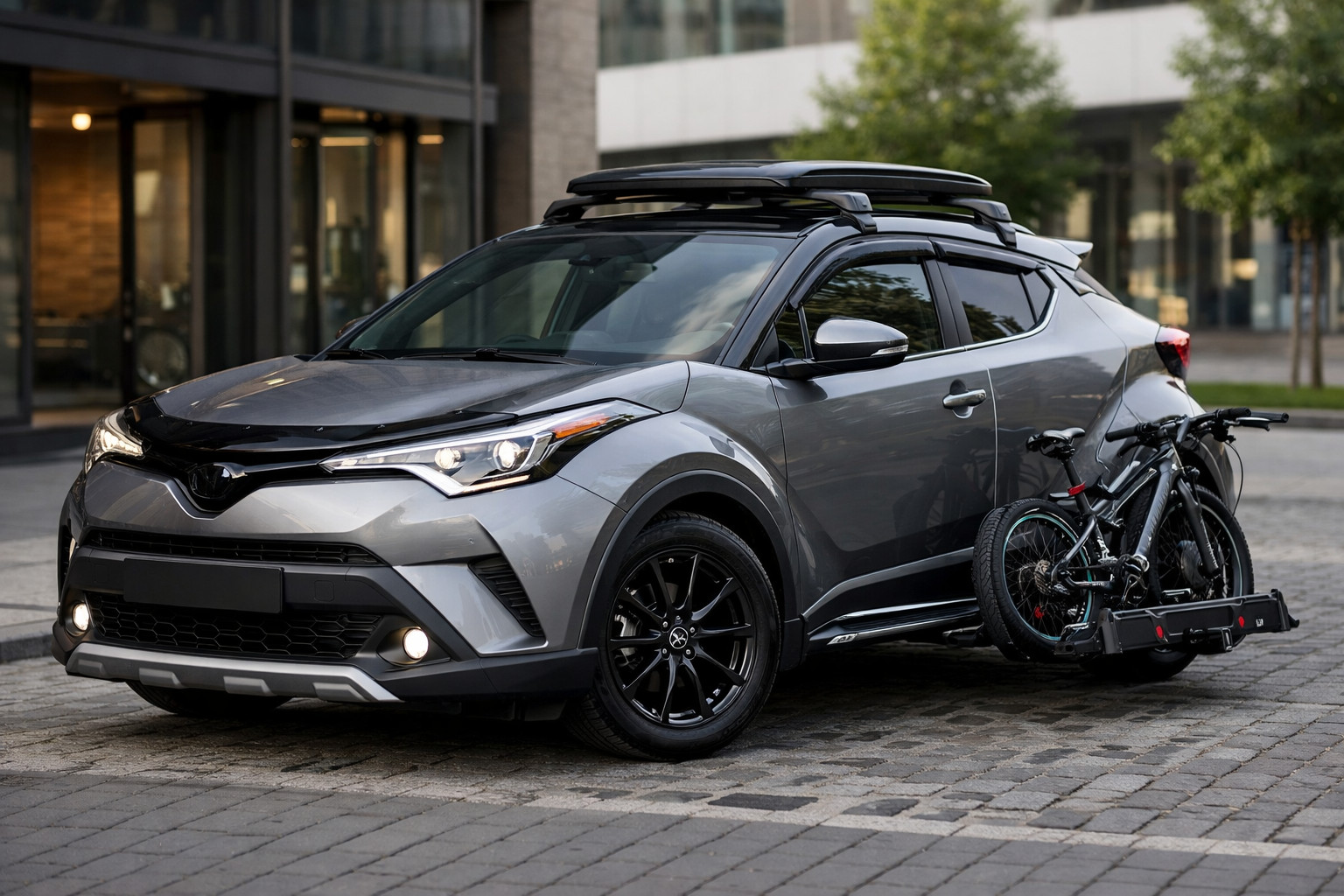 Was man am Toyota C-HR für die Stadt nachrüstet – ohne Kitsch