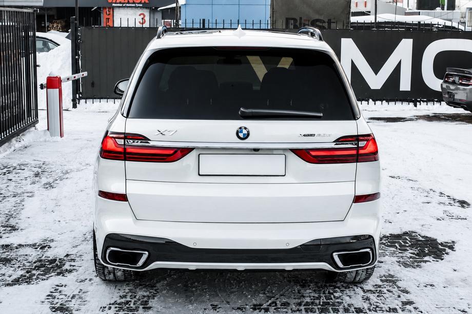 BMW X7 G07 2019- Heckstoßfänger M-Sport komplett montiert (2019-2023) Image