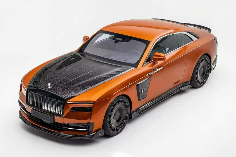 Rolls-Royce Spectre 2023– Bodykit MNSR Carbon Image