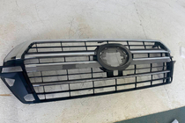 Toyota Land Cruiser 200 2007-2021 B-Ware Kühlergrill 2016-2021 (Design 2019) Foto 4