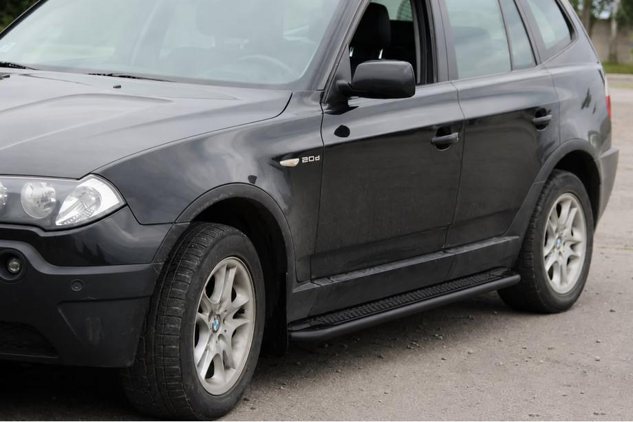 BMW X3 E83 2003-2010 Seitenschweller KB001 Black (Edelstahl) 60 mm Image