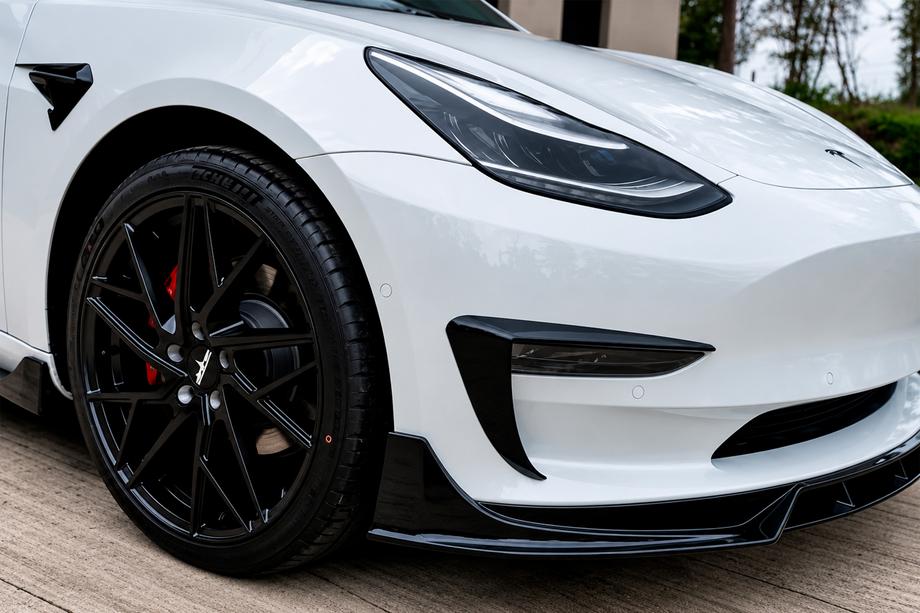 Tesla Model S 2012– Nebelscheinwerferblenden Fast (für 2021+) Image