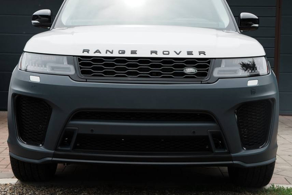 Reparatur und Tuning für Range Rover Sport 2018: SVR Front- und Heckstoßstange