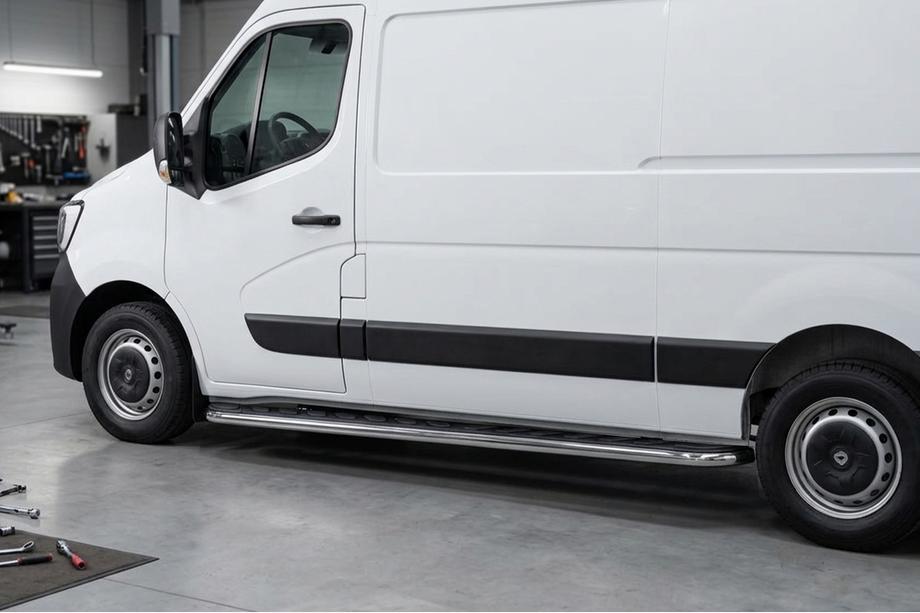Nissan NV400 2010-2024 Seitenschweller Maydos V1 (2 Stk. Aluminium) Image