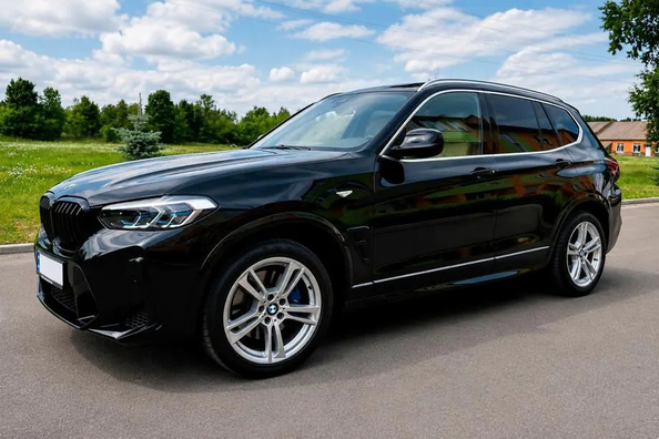 BMW X3 F25 2011–2018: Einbau eines Facelift-Kits im X3M F97 2024-Stil Foto 1