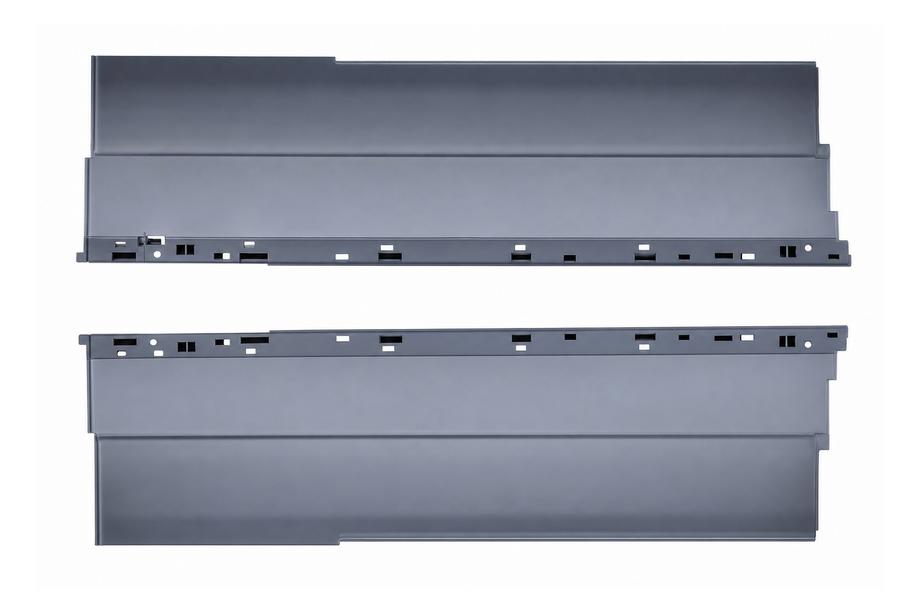 Range Rover IV L405 2013-2021 Verlängerte Ziertafel hinten an der Tür (2013) Image
