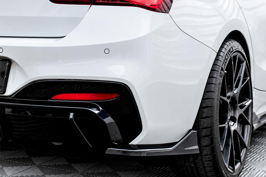 BMW 1 Series F20/F21 2011-2019 DPT Heck-FLAP-Ansätze (für F20, Schwarz Hochglanz) Image