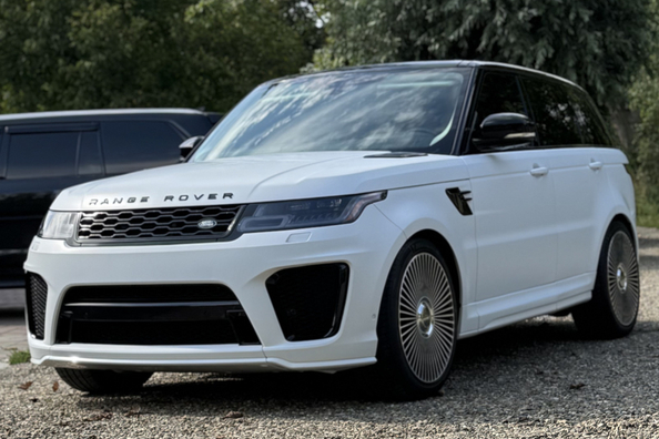Range Rover Sport L494 2018–2022: SVR-Bodykit-Montage – unsere Arbeiten Foto 17