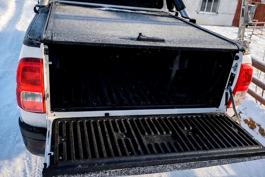 Nissan Navara 2006-2015 OEM Rollcover (manuell, mit Griff und Schloss) Foto 3