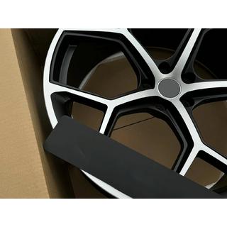 Geschmiedete OEM Felgen R22 V4 (4 Stk) Audi Q8 2018- Foto 3
