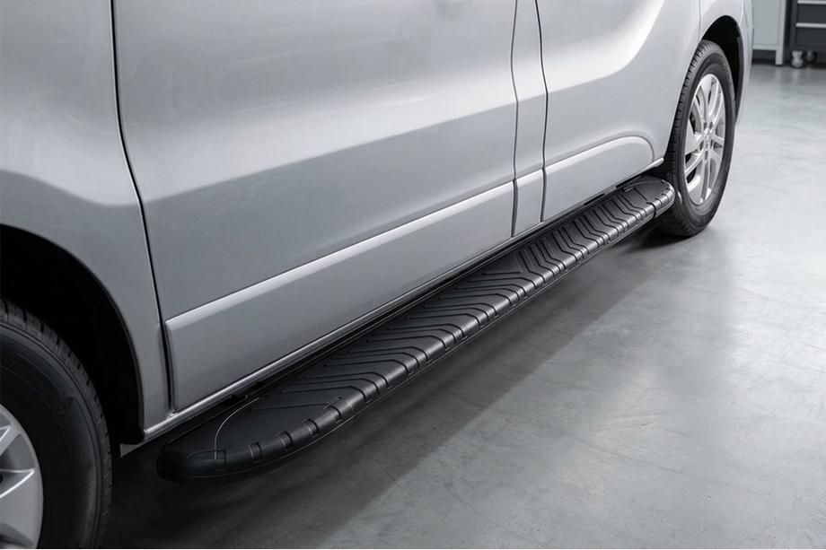 Renault Trafic 2001–2015 Seitenschweller Bosphorus Black (2 Stk., Aluminium) Image