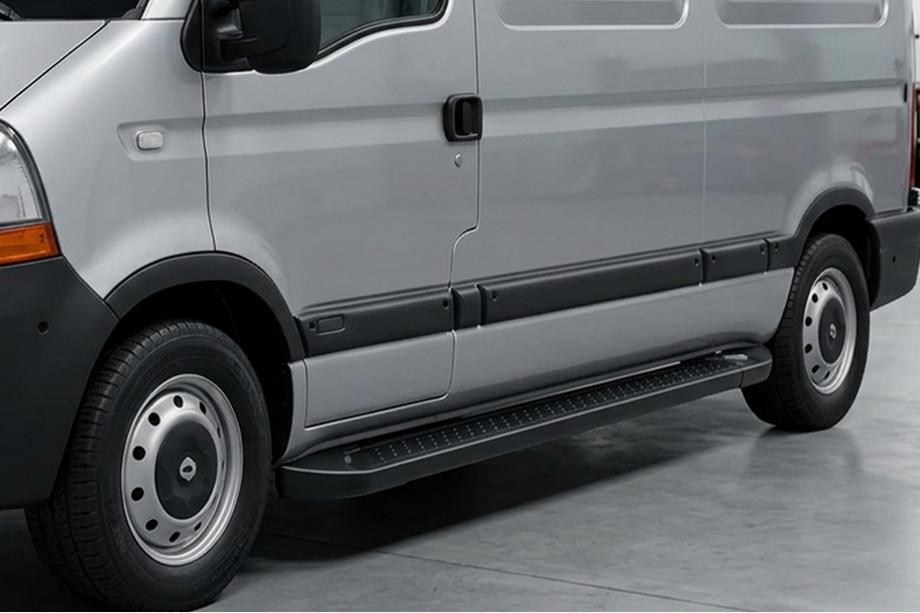 Nissan Interstar 2002-2010 Trittbretter Allmond Black (2 Stk., Aluminium) Image
