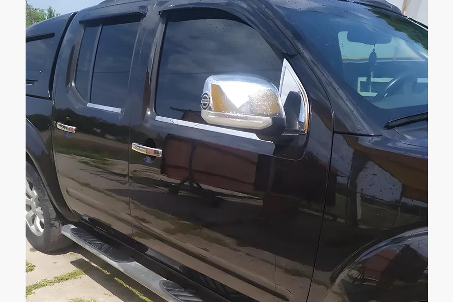 Nissan Navara 2006-2015 Spiegelabdeckungen (2 Stk, Kunststoff) Mit Blinker Image