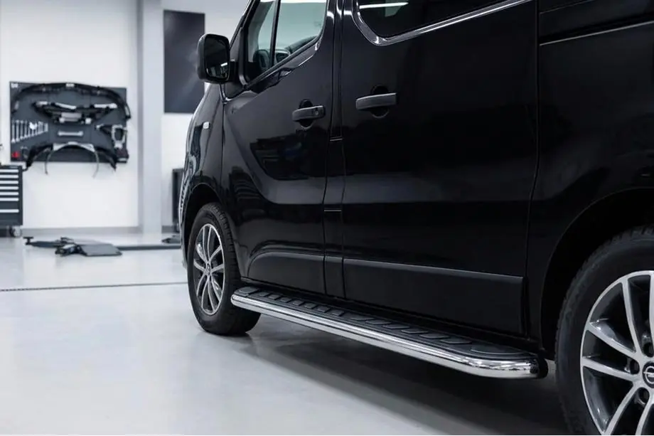 Opel Vivaro 2015-2019 Trittbretter Maydos V1 (2 Stk., Aluminium & Edelstahl) Image