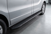 Opel Vivaro 2015-2019 Seitenschweller Bosphorus Black (2 Stk., Aluminium) Foto 1