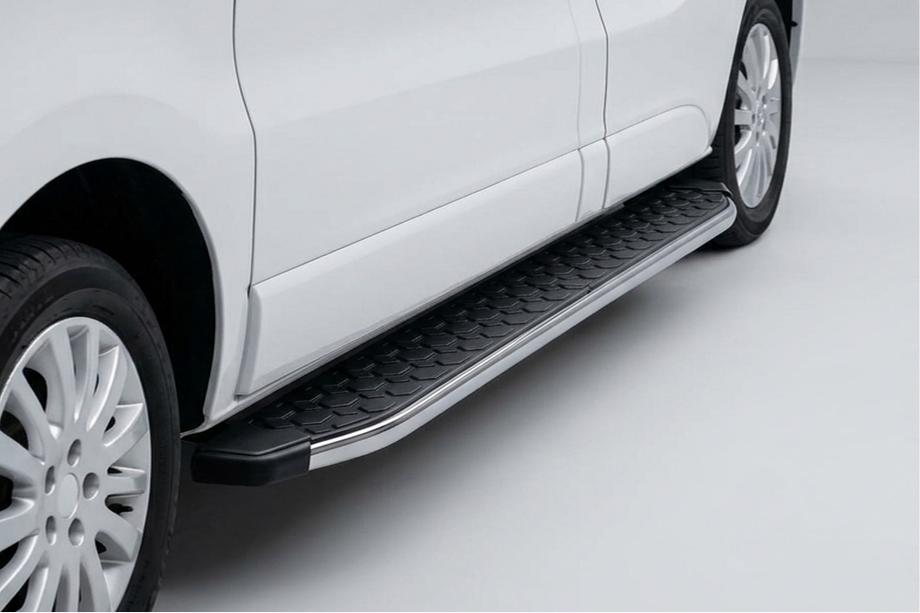 Opel Vivaro 2015-2019 Seitenschweller BlackLine (2 Stk., Aluminium) Image