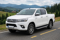 Toyota Hilux 2015- Seitenschweller Fullmond (2 Stk., Aluminium) Foto 1