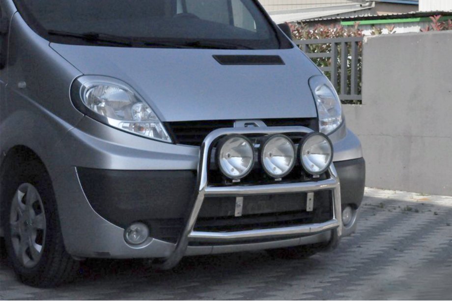 Renault Trafic 2001–2015 Frontbügel WT018 (Edelstahl) Image