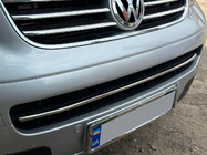 Volkswagen T5 Multivan 2003–2010 Abdeckung für unteren Kühlergrill (Edelstahl) OmsaLine - Italienischer Edelstahl Foto 1