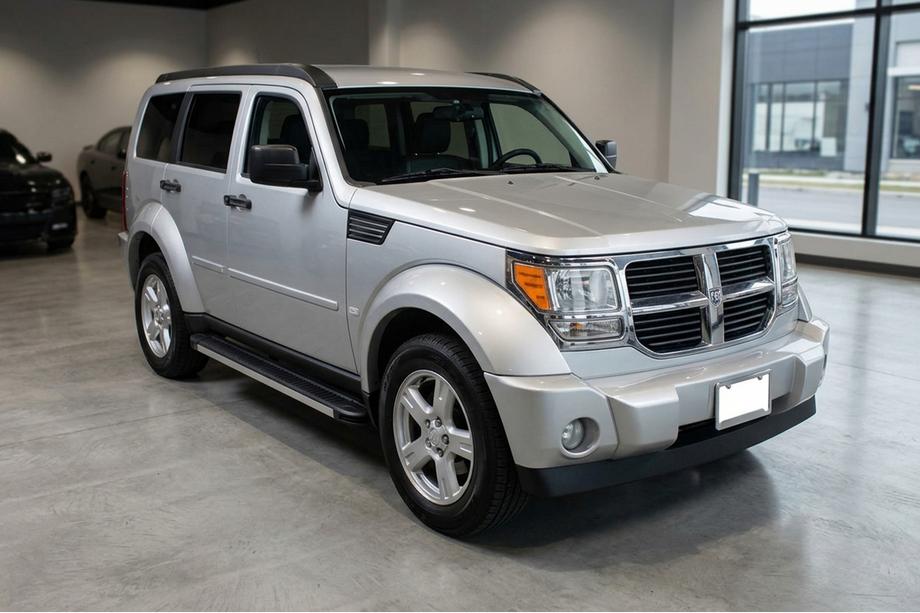 Dodge Nitro 2006-2011 Seitenschweller Maya V1 (2 Stk., Aluminium) Image