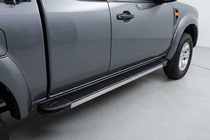 Mazda BT-50 2007-2012 Seitenschweller Maya V1 (2 Stk., Aluminium) Foto 1