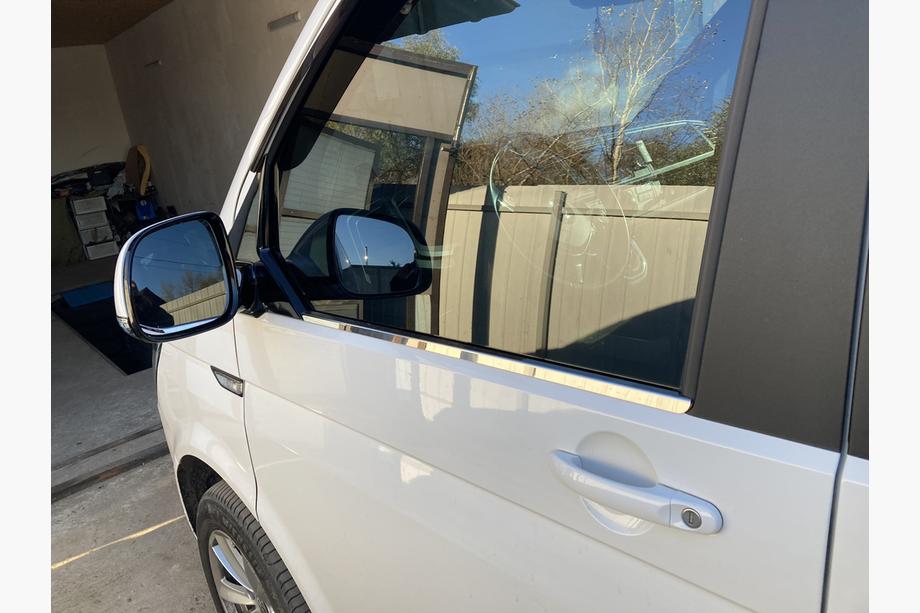 Volkswagen T6 2015-2024 Fensterrahmen Blenden (2 Stk., Edelstahl) OmsaLine - Italienischer Edelstahl Image
