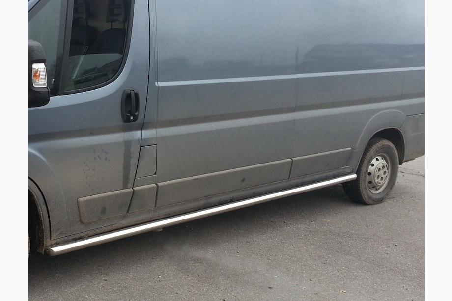 Citroen Jumper 2007-2025 Seitliche Rohre (2 Stk., Edelstahl) Langer Radstand, Ø60 Image