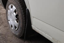 Volkswagen T4 Caravelle/Multivan 1990–2003 Premium Spritzschutz Vorne und hinten Foto 5