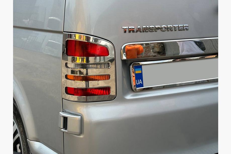 Volkswagen T5 Transporter 2003-2010 Chrom Blenden für Rückleuchten (2 Stk., Edelstahl) 2 Türen, OmsaLine - Italienischer Edelstahl Image