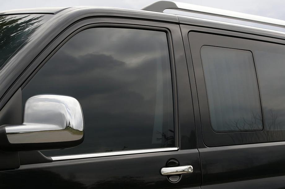 Volkswagen T5 Transporter 2003-2010 Fensterrahmen Blenden (2 Stk., Edelstahl) Image