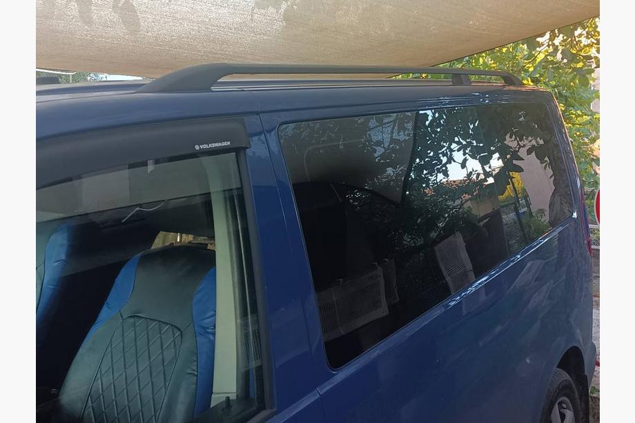 Volkswagen T6 2015-2024 Dachreling Schwarz Lange Basis, Metallfuesse Foto 20