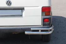 Volkswagen T4 Caravelle/Multivan 1990–2003 Hintere doppelte Eckschutzrohre AK003-Double (2 Stk., Edelstahl) Foto 2