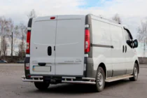 Opel Vivaro 2001–2015 Heckschutz AK003-Plus-2 (Edelstahl) Foto 1