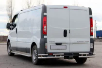 Opel Vivaro 2001–2015 Heckschutz AK003-Plus-2 (Edelstahl) Foto 3
