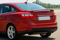 Ford Focus III 2011-2017 Schmale Edelstahl Heckklappenleiste über dem Kennzeichen Foto 1