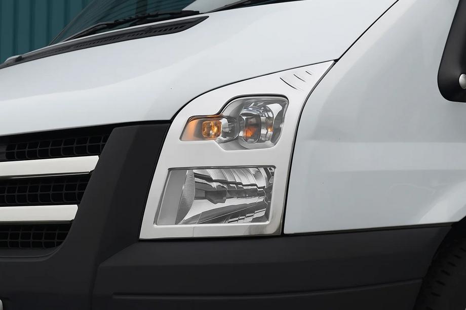 Ford Transit 2000–2014 Scheinwerferblenden (2 Stk., Edelstahl) Image