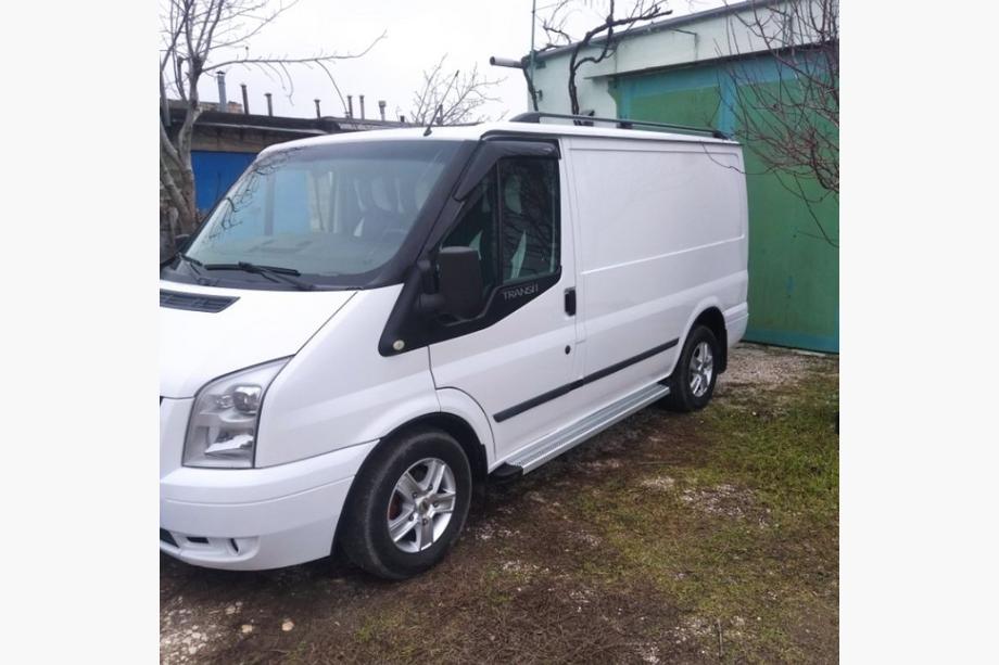 Ford Transit 2000–2014 Dachreling Schwarz Metall Endkappen Foto 6