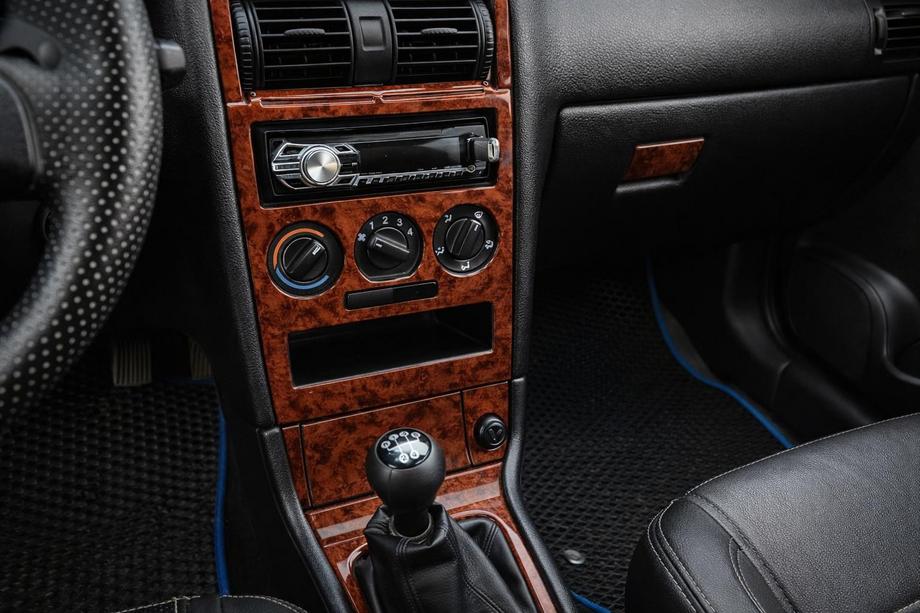 Opel Astra G classic 1998-2012 Armaturenbrett Abdeckungen Carbon Image
