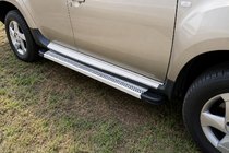 Dacia Duster 2008-2018 Seitenschweller Maya V2 (2 Stk., Aluminium) Foto 1