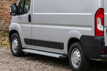 Fiat Ducato 2006-2025 Seitenschweller Maya V2 (2 Stk., Aluminium) Foto 1