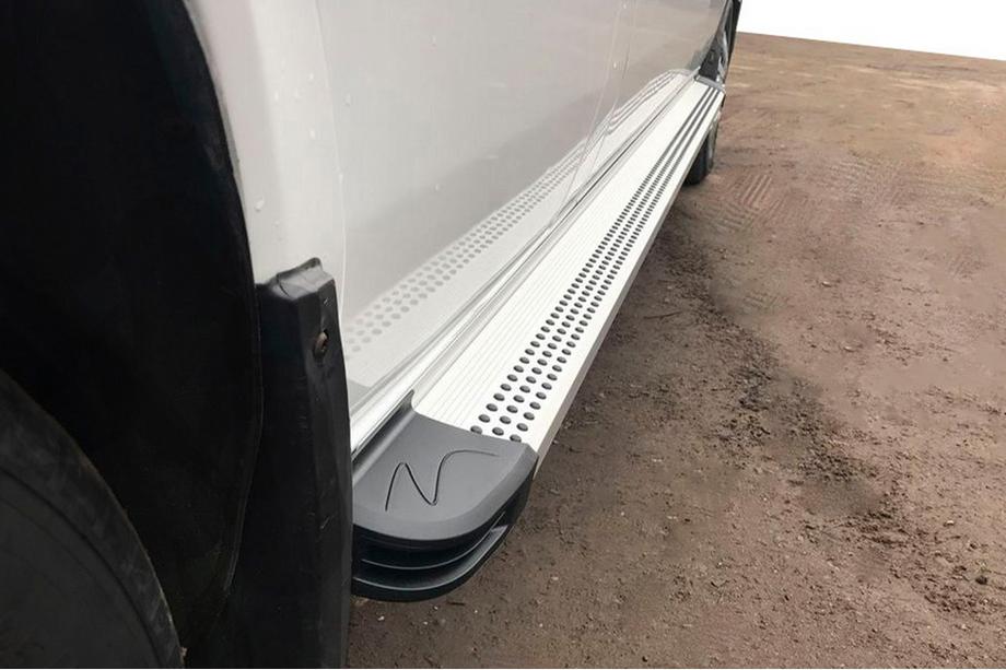 Mercedes Sprinter W901/902/903/904/905 1995–2006 Seitenschweller Maya V2 (2 Stk., Aluminium) Image