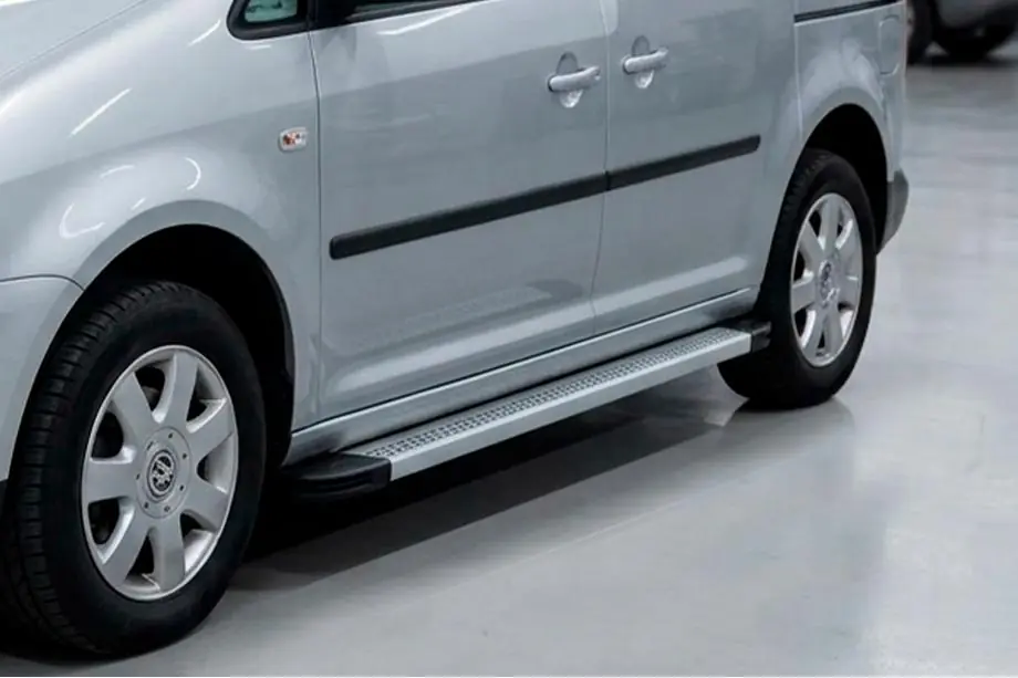 Volkswagen Caddy 2010-2015 Seitenschweller Maya V2 (2 Stk., Aluminium) Image