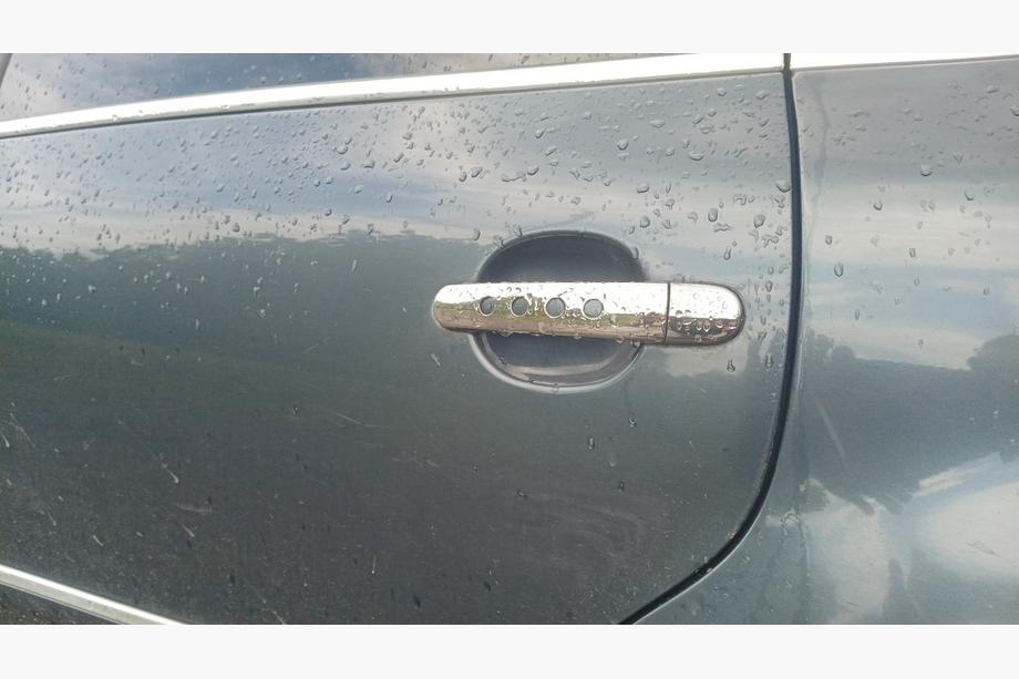 Skoda Octavia II A5 2006-2010 Chrom Türgriffblenden mit Löchern (4 Stk, Edelstahl) Carmos - Türkischer Edelstahl Foto 5