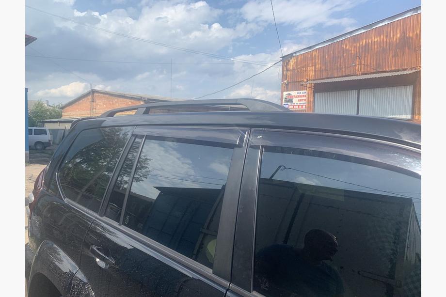 Toyota Land Cruiser Prado 120 2002-2009 Dachreling Schwarz Türkisch Metallfüße Foto 15